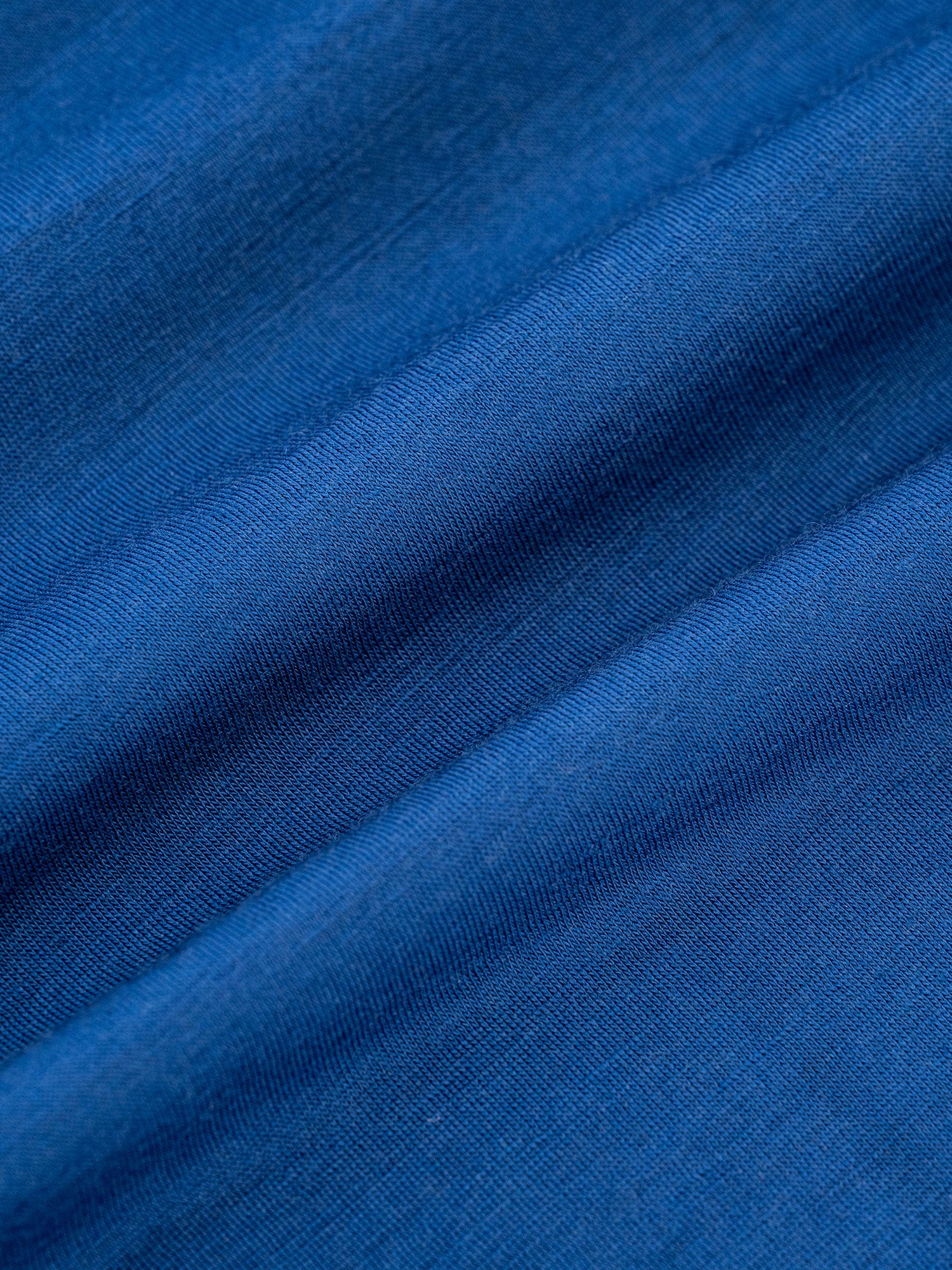8570356